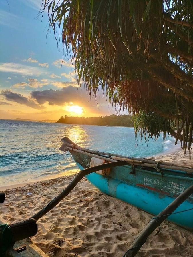 Kavidi Villa Home Stay Tangalle Eksteriør billede
