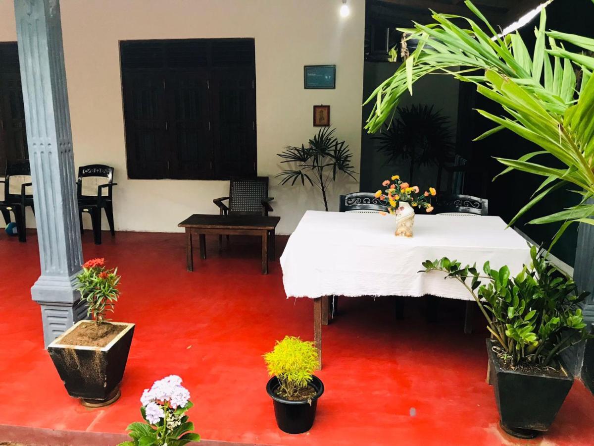 Kavidi Villa Home Stay Tangalle Eksteriør billede