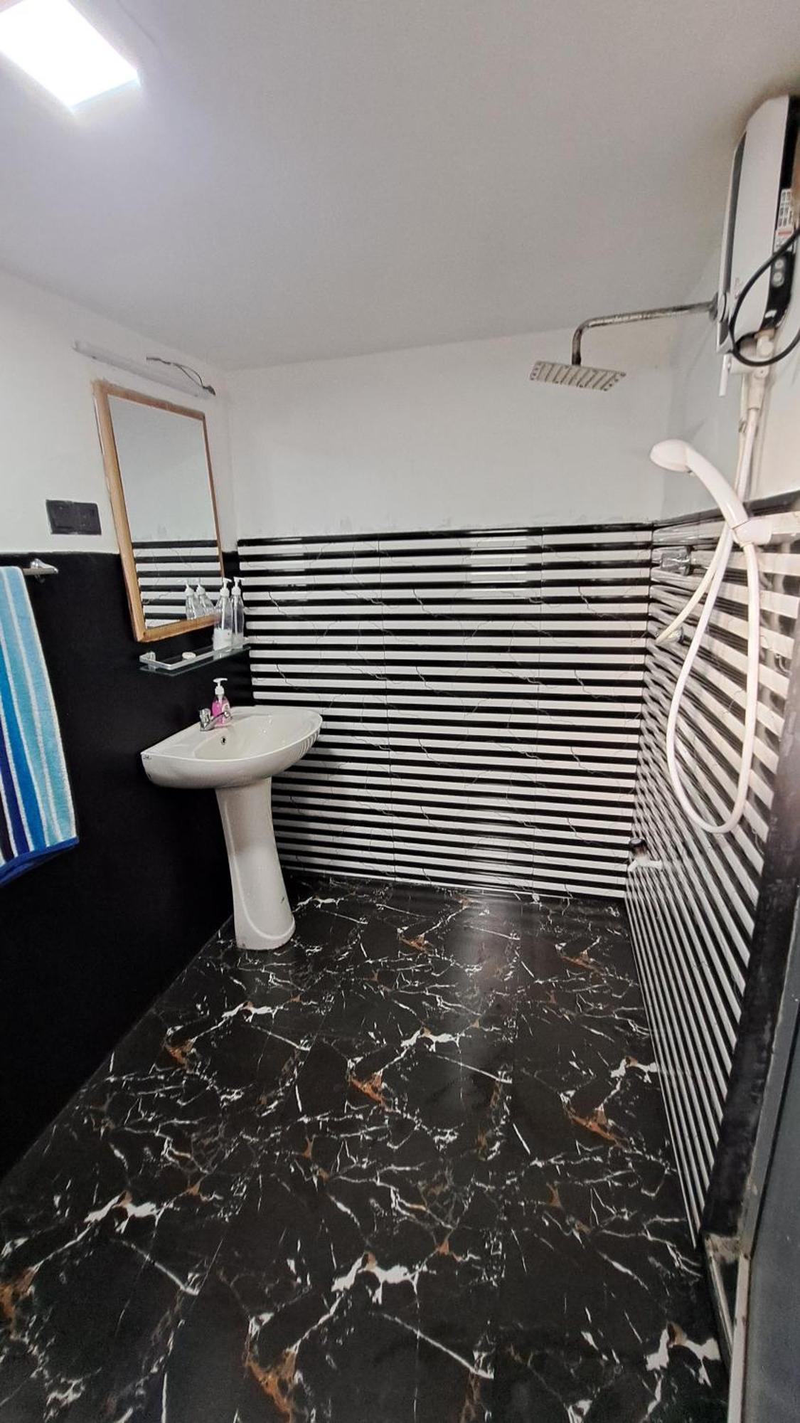 Kavidi Villa Home Stay Tangalle Værelse billede